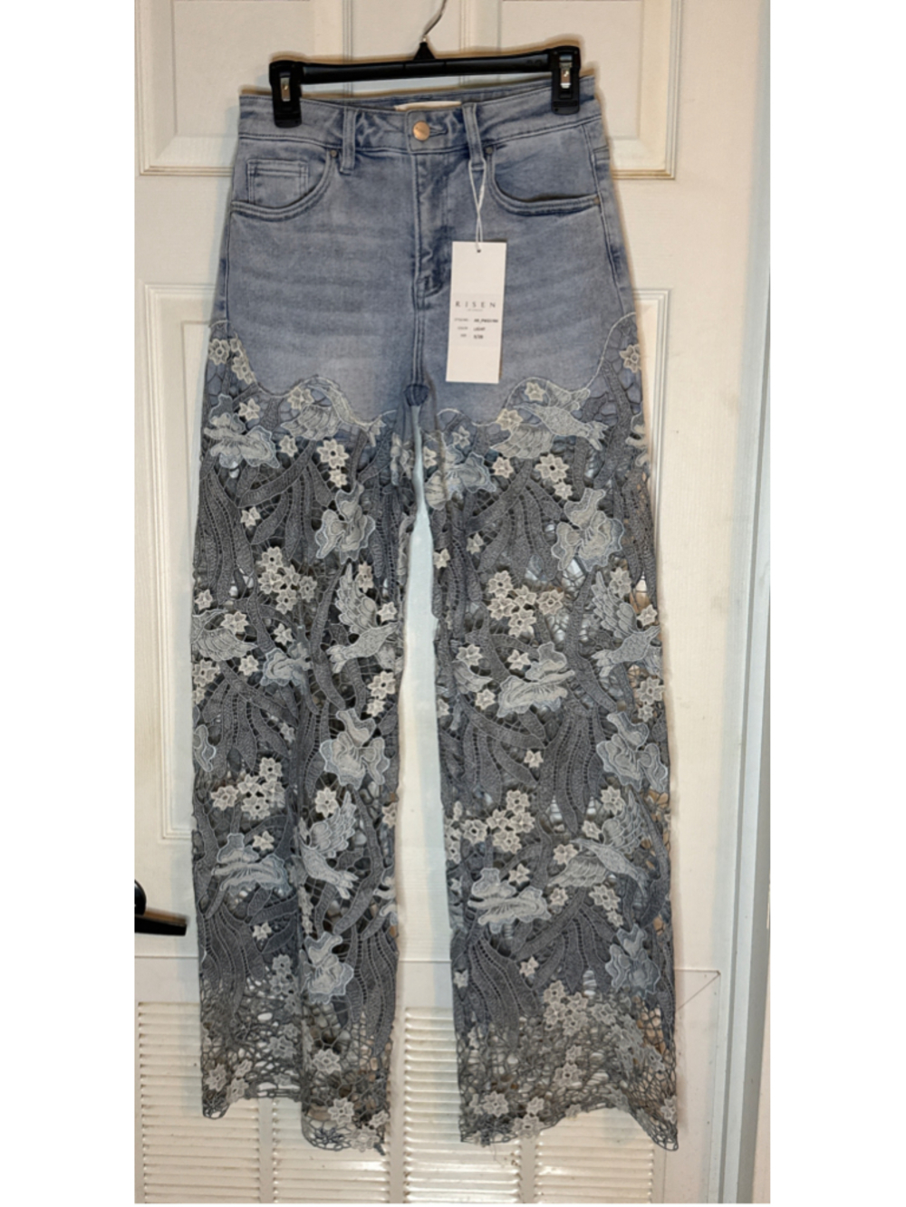 Risen Wide Leg Jeans Size 26 Blue Grey Floral Lace Detail - Picture 2 of 6